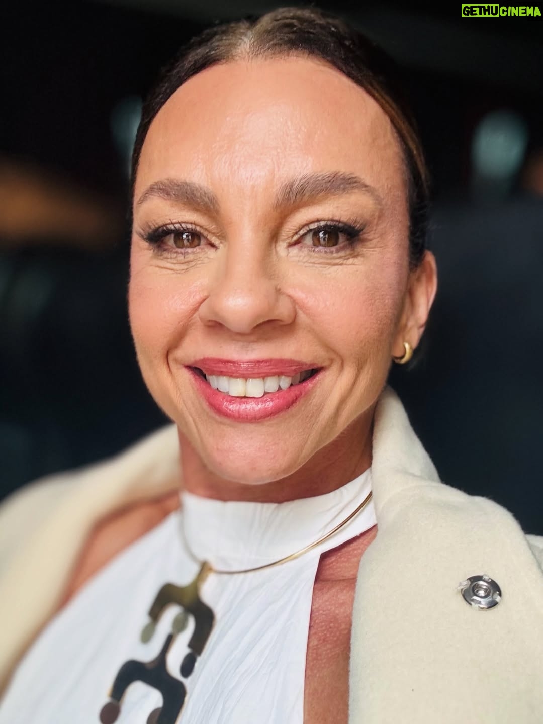 Carla Marins - 18.8K Likes - Caldeirão do Mion de Ano Novo! Foi muuuito divertido! Amei estar com vocês!