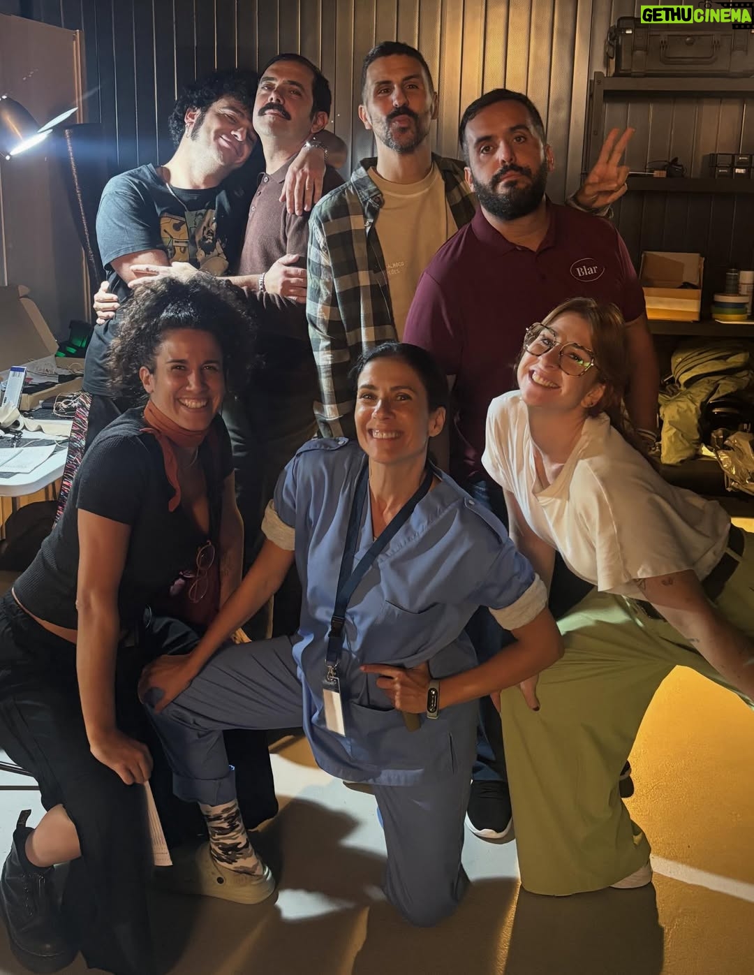 Carmen Ruiz - 1.3K Likes - 🏄‍♂️ 🎬 🤿 🎥 🍺🥼 🌊 ☀️ 🐠