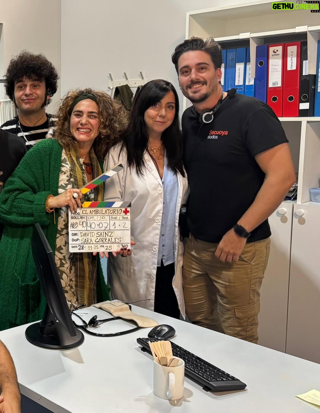 Carmen Ruiz - 1.3K Likes - 🏄‍♂️ 🎬 🤿 🎥 🍺🥼 🌊 ☀️ 🐠
