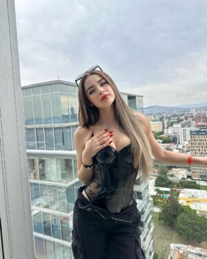 Carol Castro Instagram - Hola no sé qué poner