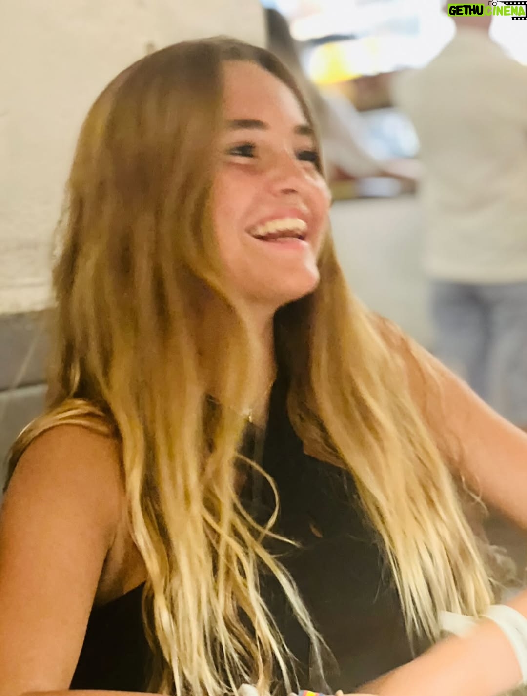 Carolina Cerezuela - 8.4K Likes - 15 años tiene mi amor… @carlamoyya 
FELIZ CUMPLEAÑOS ❤️

#carla #cumpleaños #felizvida #agosto #2010