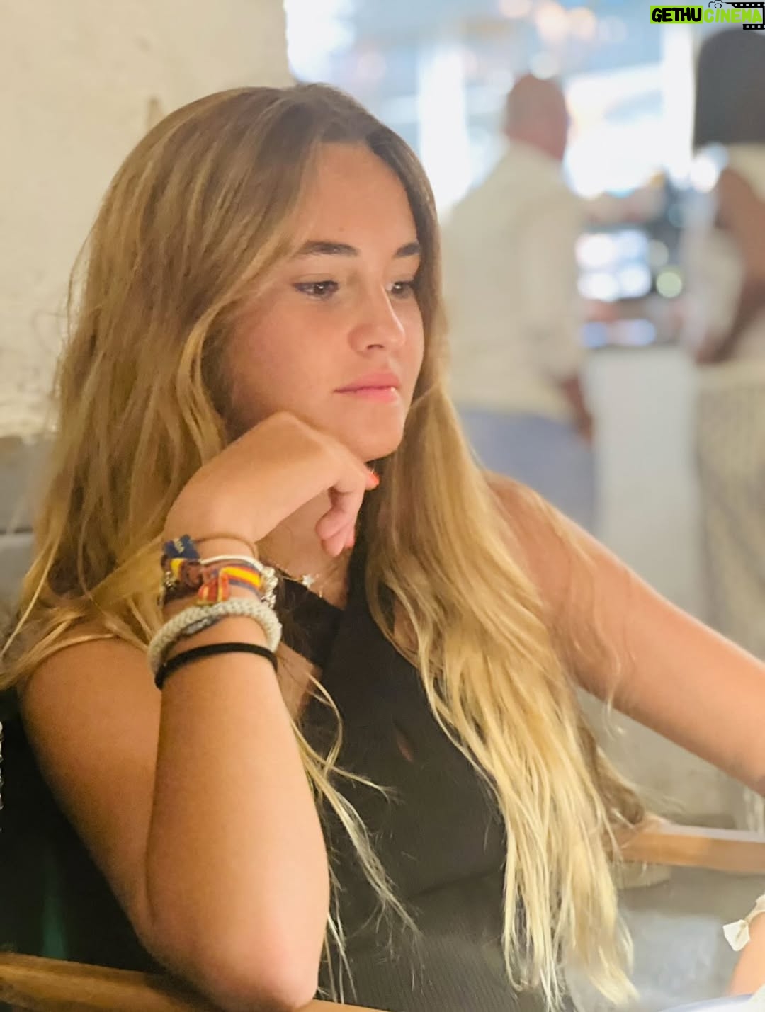 Carolina Cerezuela - 8.4K Likes - 15 años tiene mi amor… @carlamoyya 
FELIZ CUMPLEAÑOS ❤️

#carla #cumpleaños #felizvida #agosto #2010