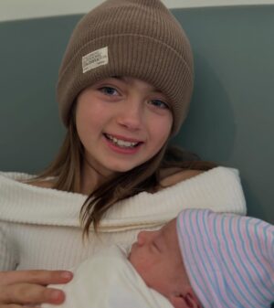 Caroline D'Amore Instagram - When @isabelladamorealt met her baby sister Olive for the first time tears of pure joy rolled down her face. Isabella has dreamt of this moment since she could talk. Begging, writing me letters and praying every night for a baby sibling. Sometimes things don’t happen in the way we imagine but life has a pretty beautiful way of giving you exactly what you need.