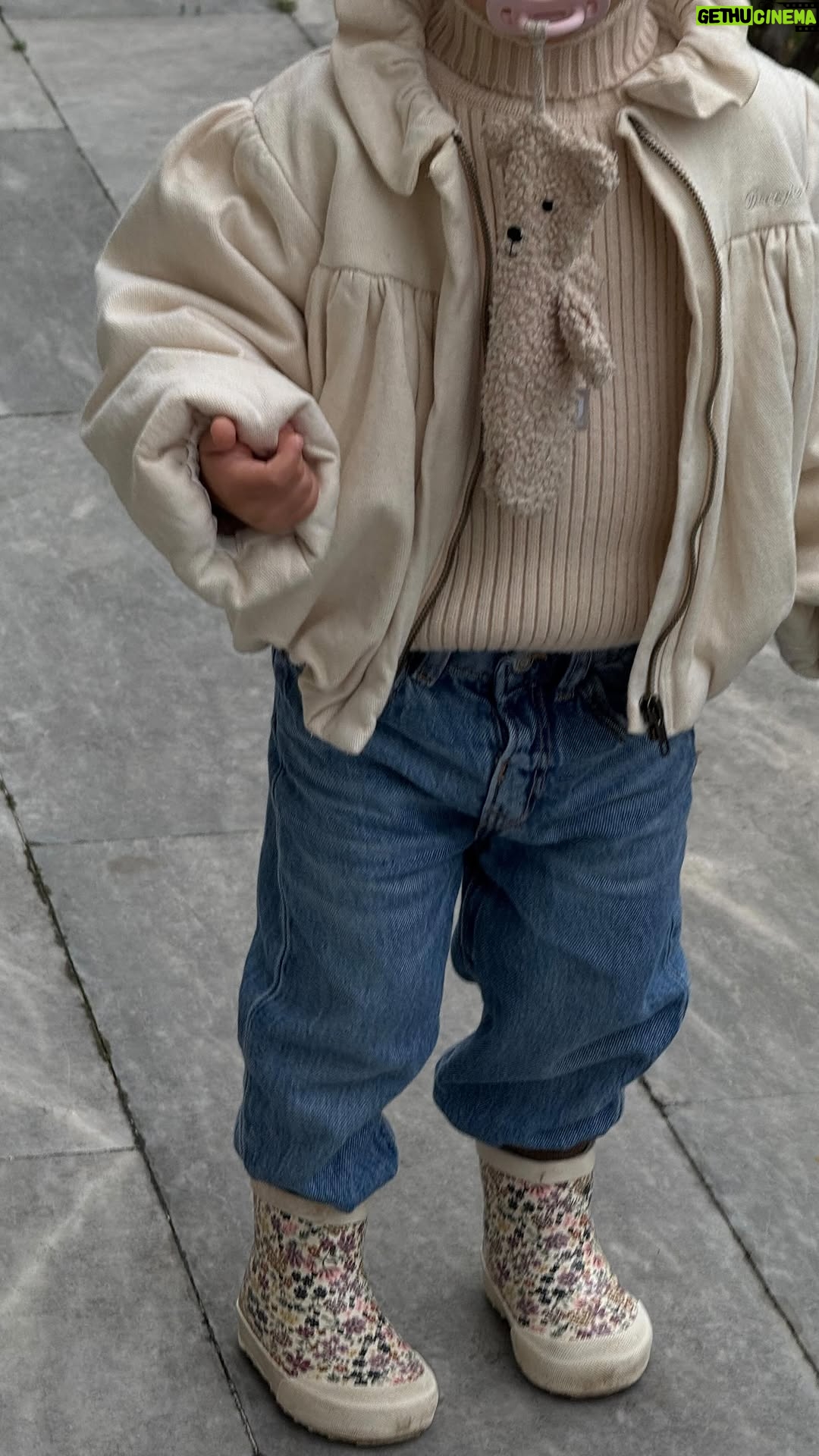 Cassandre Lapierre - 2.6K Likes - look des jours de pluie ☔️ 

kids outfit, look enfant, h&m kids