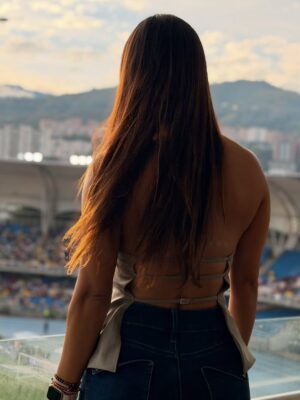 Caterin Escobar Instagram - Feliz de estar en el Pascual Guerrero viendo leyendas en la cancha. ❤️❤️❤️
Cali ✨