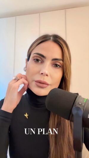 Caterina Valentino Instagram - 𝐄𝐬𝐭á𝐧 𝐝𝐞 𝐚𝐜𝐮𝐞𝐫𝐝𝐨⁉️
Compártelo a lo mejor alguien necesita.
𝐋𝐚𝐬 𝐯𝐢𝐝𝐚𝐬 𝐩𝐞𝐫𝐟𝐞𝐜𝐭𝐚𝐬 𝐧𝐨 𝐞𝐱𝐢𝐬𝐭𝐞𝐧
♥️Los abrazo 🫂
#Reflexion #SaludMental #mentalHealth #AmorPropio