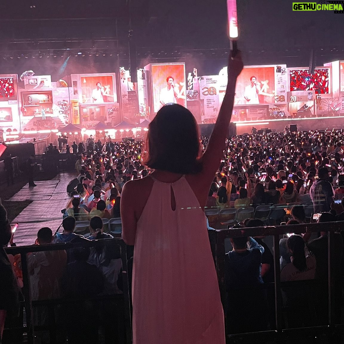 Celina Jade - 4.8K Likes - Hubby @realhangeng rocked it at his 20th anniversary concert in Beijing on Saturday! Nature was the perfect backdrop as he unknowingly called on the rain & storm with all his water themed songs and lyrics 🤭. It was a true spectacle. Proves to show one must always follow their heart and do what they love as the universe will support and things will flow. Never waste a gift God’s given you. Im a proud wife! Thanks to all our friends and family and wonderful 庚饭 that came to support! 💛 Our little one was so proud to be daddy’s girl and the tiny one in my belly was kicking and dancing to daddy’s music the whole time.