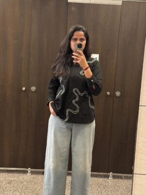 Chaitanya Instagram - Outfit check 2….
Top : Pantaloons
Pant :Westside