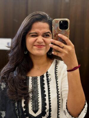 Chaitanya Instagram - Outfit check 3 : this outfit has become one of my fav very elegant and looks so good on me by Aurelia…
#instagram #insta #instapic