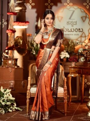 Chaitra Vasudevan Instagram - Zee kutumba 2025 
.
.
Mua @makeover_by_ranju_gowda 
Pc @prutviphotography
Jewels @nk_jewelshouse
Saree @dt_bridalstudio
