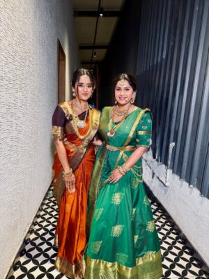 Chaitra Vasudevan Instagram - Zee kutumba 2025 
.
.
Mua @makeover_by_ranju_gowda 
Pc @prutviphotography
Jewels @nk_jewelshouse
Saree @dt_bridalstudio