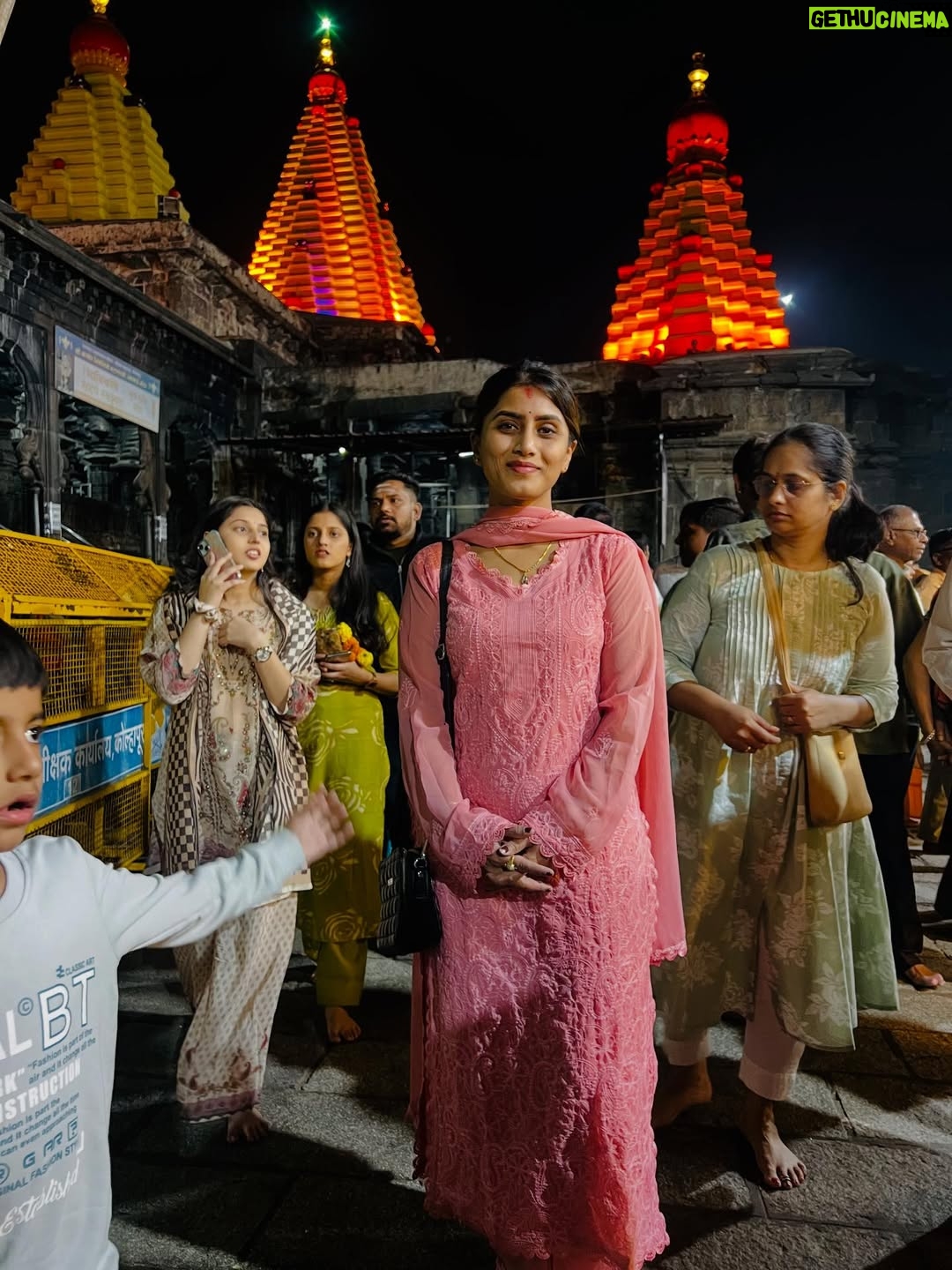 Chandana Gowda - 3 Likes - My strength •My hope •My protector ❤️

Thank you for one of the most organised trip @saishishirtours 

#pandarapura #kollapura #maharastra #divine #godisfirst