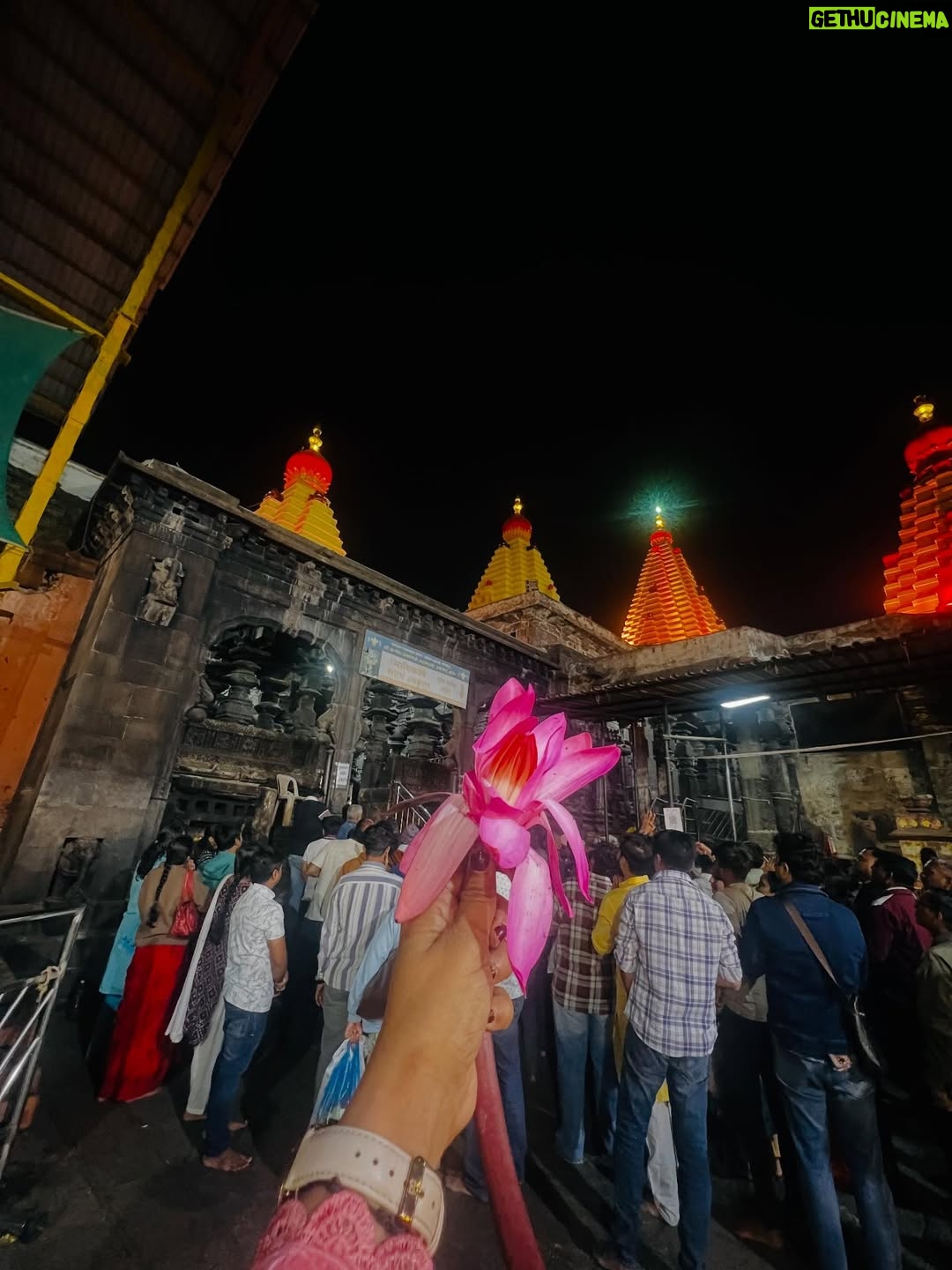 Chandana Gowda - 3 Likes - My strength •My hope •My protector ❤️

Thank you for one of the most organised trip @saishishirtours 

#pandarapura #kollapura #maharastra #divine #godisfirst
