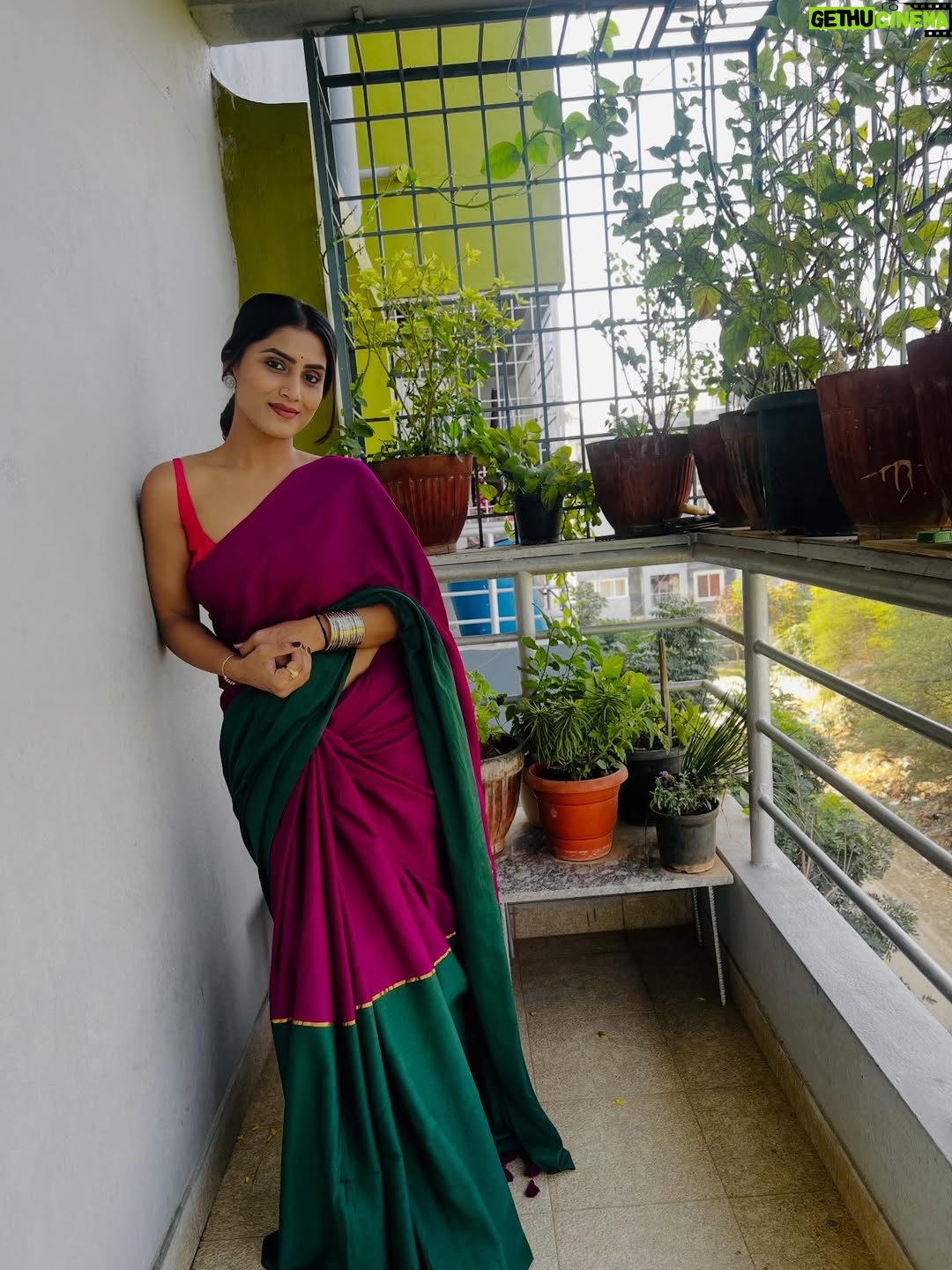 Chandana Gowda - 3 Likes - Wearing @sutaqommunity 

#saree #sareelovstyle😍😘