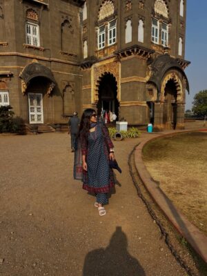 Chandana Gowda Instagram - My strength •My hope •My protector ❤️

Thank you for one of the most organised trip @saishishirtours 

#pandarapura #kollapura #maharastra #divine #godisfirst