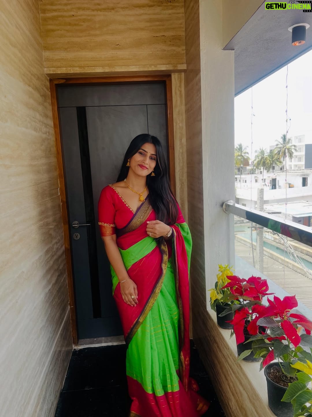 Chandana Gowda - 3 Likes - There is no turning back and there is no U TURN 😉
It’s my life alone goddamn I will live the way I want ❤️watch me and stop me if you can . Period 🌸

#lifestyle #fashion #2025 #gratitude