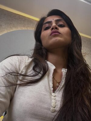 Chandana Gowda Instagram - There is no turning back and there is no U TURN 😉
It’s my life alone goddamn I will live the way I want ❤️watch me and stop me if you can . Period 🌸

#lifestyle #fashion #2025 #gratitude