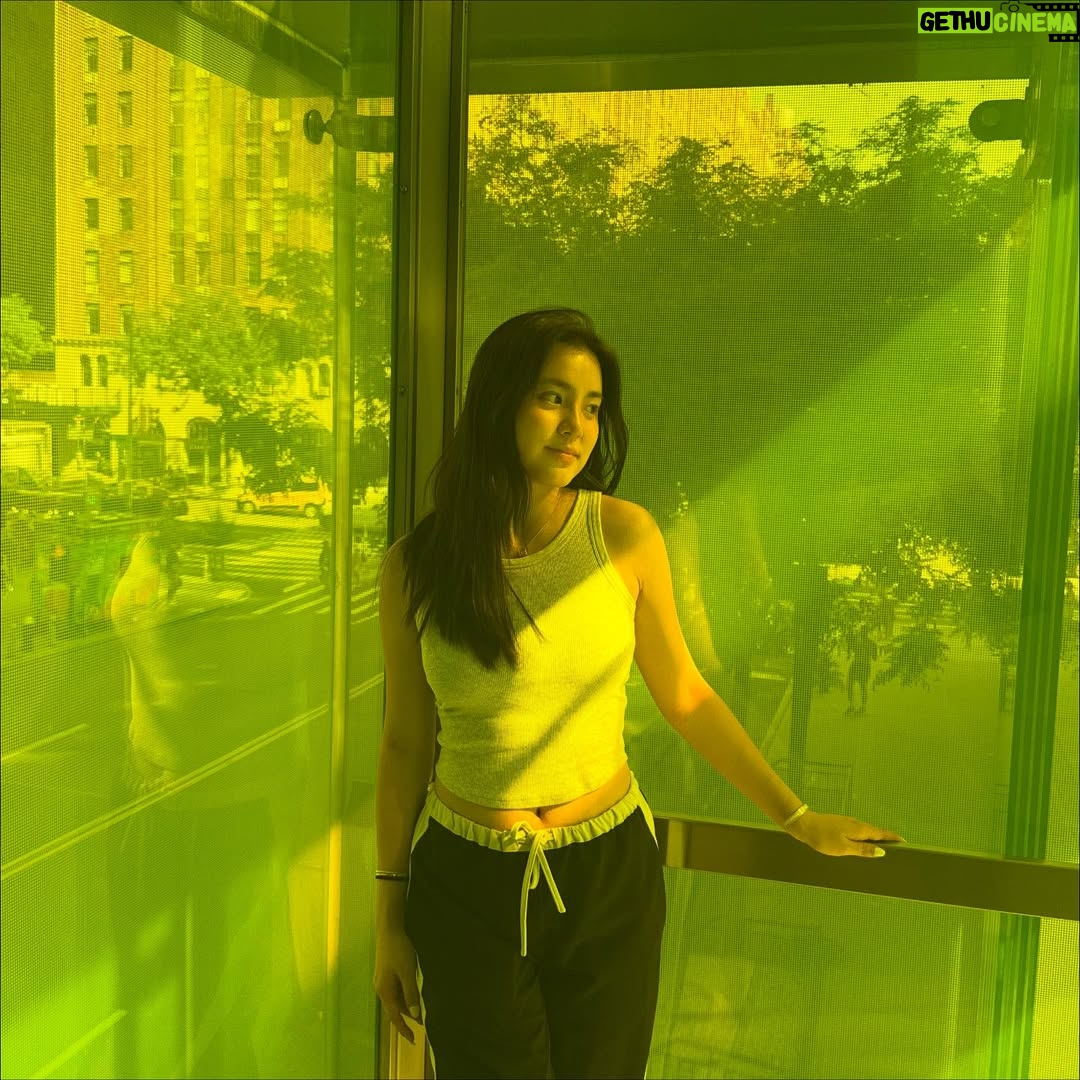 Chantel Yiu - 10.2K Likes - homesick   midterms = 💔