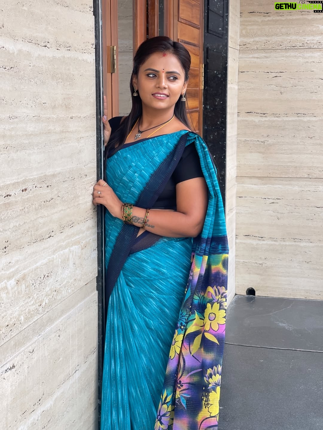 Cherika R Murthy - 1.4K Likes - ಅಮ್ಮನ ಸೀರೆ
