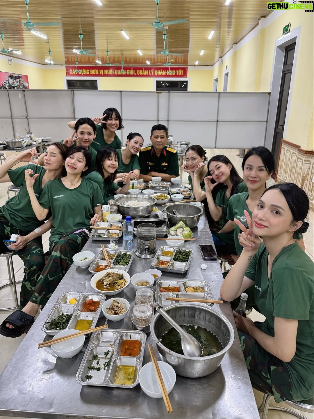 Chi Pu - 79.2K Likes - Những ngày cuối huấn luyện, mệt rã rời.
Thấy “đồng chí bố” xuất hiện ở sư đoàn 325, tinh thần lập tức hồi sinh!
Vỡ oàaaaa huhuhu 🫡💚

#Chipu #SaoNhapNgu #SaoNhapNgu2025
