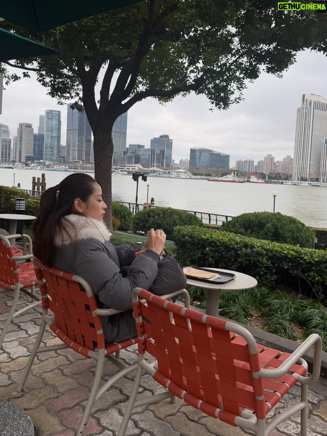 Chi Pu - 56.9K Likes - This New Year’s Eve, I chose to give myself a few days of real rest, no work, no rushing, just slowing down and savoring every moment of self-care.
So I can step into 2026 with full strength, ready for a busy and exciting year ahead ✨
Happy New Year. Wishing you peace, gentle days, and a heart that feels safe and full in 2026 💗