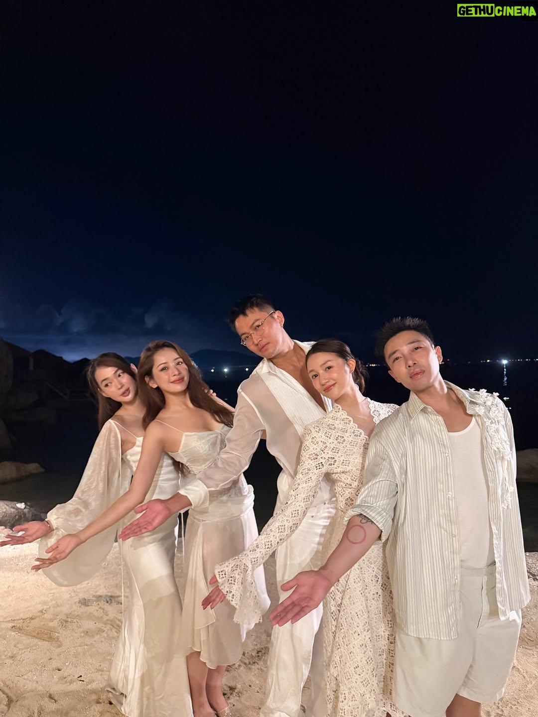 Chi Pu - 128K Likes - Chuyến đi có quá nhiều moment cần enjoy mà chỉ được post 20 tấm ảnh T.T