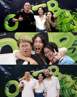 Hsieh Chia-chen Instagram - -
如果截至目前的人生
形容成一部電影
我想叫做《99種勇氣的樣貌》✨

到現在回想起來
從被TEDx邀約到上台
整整三個月的時間
依然顫抖、依舊激動…

收到邀約時
我跟我表姐坐在京站的咖啡廳
對她訴說這個好消息
正當我以為她會興奮的恭喜我時
突然冷不防的一句：

「妳有覺得很累的時候嗎？」

我愣在原地，潸然淚下…

「我其實好累…但我真的真的很開心，
一直以來的努力，都是為了
每當別人在你們面前提到我時，
我可以讓你們抬頭挺胸，感到驕傲！」
我顫抖的回答著。

或許是我爸媽走得早
也或許是我爸臨終之際的願望
是希望我「陽剛」一點
我理解他的擔憂，怕我被欺負、被看不起

在選擇成為理想的自己時
也背棄了他們對我的期待…

花了好多年的時間
走過自卑、走過陰霾、走過霸凌、走過攻擊
好好的正視自己、與自己和解
開始好好生活、善待自己
並堅決的走在「演員」這條路上

原來，我的故事可以鼓勵到別人
原來，我有這樣的正向影響
原來，我還可以做到那麼多事
原來，那些我以為的傷痕
如今都是我的力量與養分

演講結束後
我大表姐捧著一束花拿給我
她含著淚，抱著我
「妳很棒，妳做得很好！」
我再也止不住的大哭起來⋯

謝謝所有前來的家人與朋友
沒有你們，絕對沒有現在的我
還有 @tedxnthu_ 工作團隊們
謝謝你們給我這樣的機會站上TEDx
與那麼多優秀的講者一同分享
謝謝你們讓我在這三個月中
再一次好好的探索我自己！

「爸媽，雖然這輩子無法成為理想兒子，
我應該有活成讓你們驕傲的樣子吧！？」

我愛你們。

我是謝嘉宸，
依舊在夢想中奔跑的演員。
故事還沒結束，讓我們繼續看下去…

#ted #tedtalk #tednthu #fyp #actress #bemyself #love #family 

特別感謝我的攝影師
@amy_vul3aup3 @chiang_photography 
謝謝你這些年來一路相挺
成為我最堅強的工作夥伴🙏
