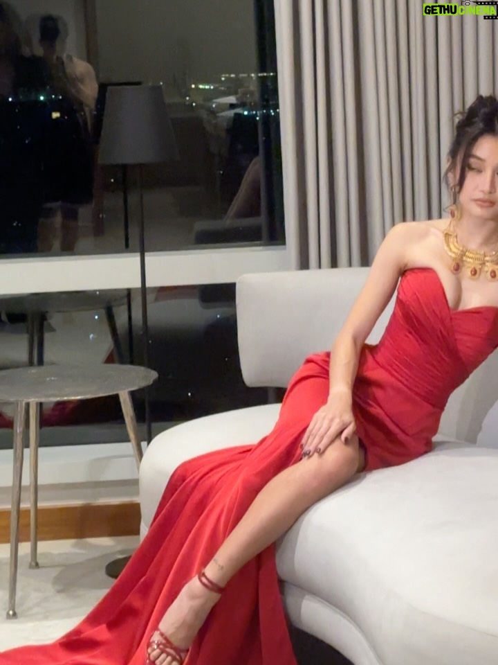 Chienna Filomeno - 59.5K Likes - LOVE YOURSELF ALWAYS, IN ALL WAYS ♥️

Truly honored to be part of Love Gala 2025 — a movement that unites changemakers and advocates to unmask truths, break stigma, and embrace stories of hope. Speaking up is never easy, but breaking the silence is the first step towards healing.

Grateful to be in a room filled with individuals who continue to show up and speak up. Thank you, @piajauncey, for creating spaces where people feel empowered and unafraid to use their voices. ♥️✨

@lovegalaofficial @loveyourself.ph