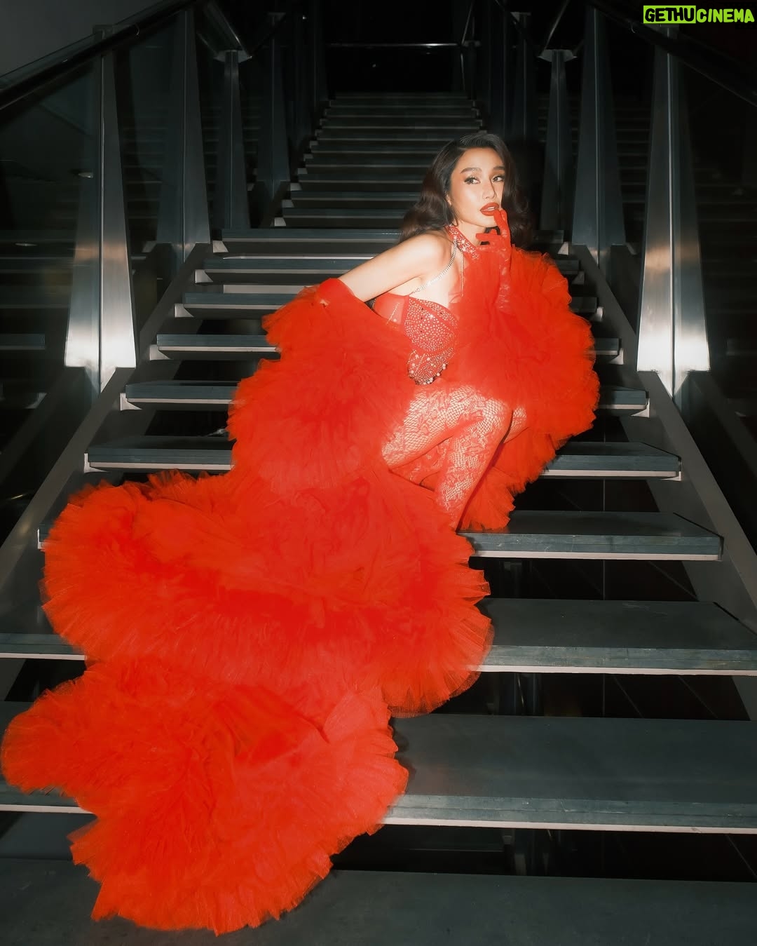 Chienna Filomeno - 54.3K Likes - Showing how I burlesque for my early birthday prod 💃🏻✨

thank you @asapofficial and Dance Sirens 🥰

@carellgarcia_ @kiel.hair @thequilangmiguel @its_me_hanns 

📸: @snappedbyralph