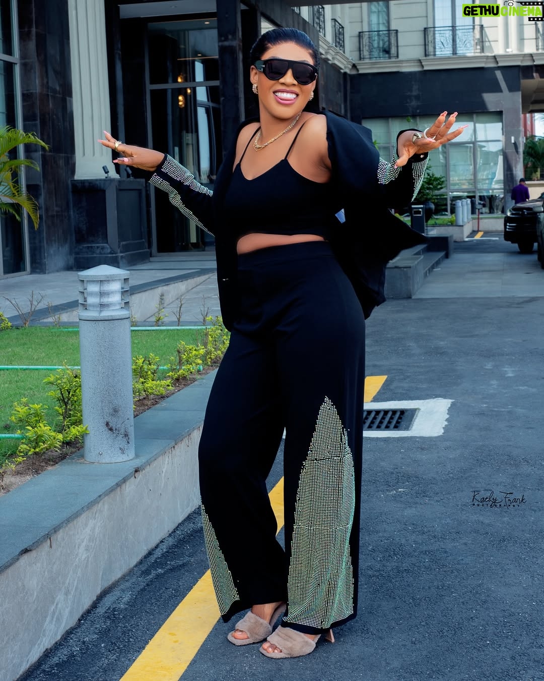 Chioma Okafor - 9K Likes - Because I have the Almighty’s Backing🙏
Cheers to another year 💃🏼🎂🥳

Super Thankful for the Love & Kindness shown to me… Lord! 😩✨