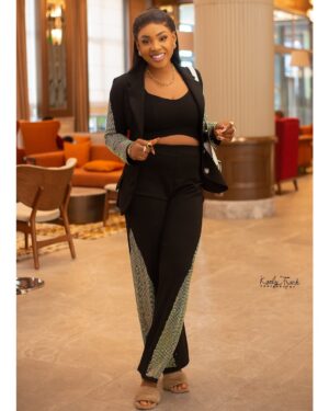Chioma Okafor Instagram - Because I have the Almighty’s Backing🙏
Cheers to another year 💃🏼🎂🥳

Super Thankful for the Love & Kindness shown to me… Lord! 😩✨