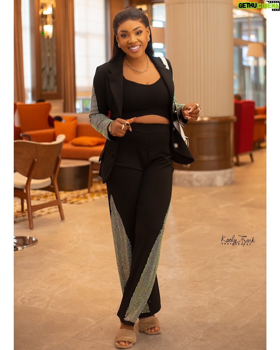 Chioma Okafor - 9K Likes - Because I have the Almighty’s Backing🙏
Cheers to another year 💃🏼🎂🥳

Super Thankful for the Love & Kindness shown to me… Lord! 😩✨