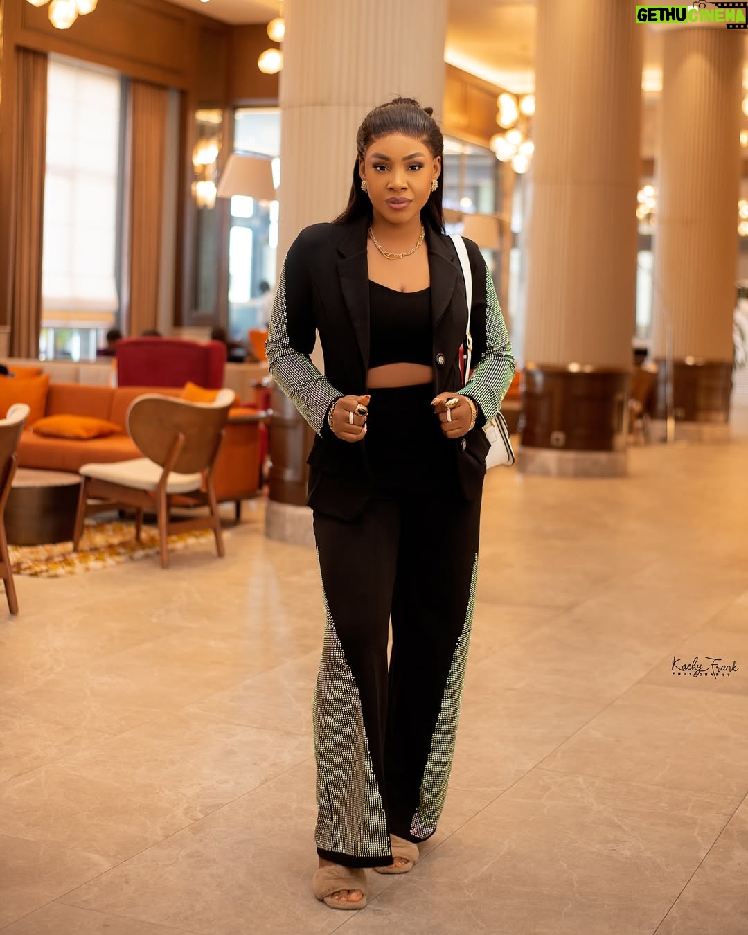 Chioma Okafor - 9K Likes - Because I have the Almighty’s Backing🙏
Cheers to another year 💃🏼🎂🥳

Super Thankful for the Love & Kindness shown to me… Lord! 😩✨