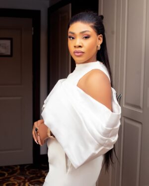 Chioma Okafor Instagram -  1 🥳🎂

So Blessed, So Grateful ✨

⚡️ : @kachyfrank_photography
⚡️: @dezys_dazzles 
⚡️: @maris_vogue
 ⚡️: @jshotelph
⚡️: @samawoman 

#BirthdayGirl #FocusOnChioma