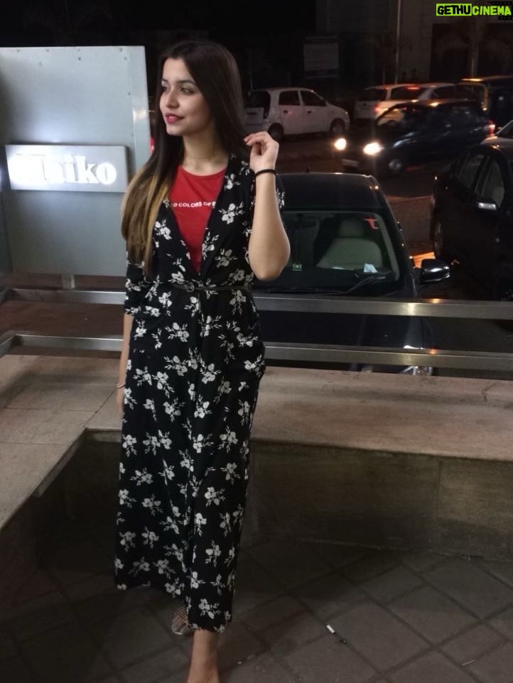 Chitranshi Dhyani - 8.8K Likes - Back to 2016 💫

1. 2016 was the year I finished school
and unknowingly stepped into real life.

2. Entered college, entered a whole new version of myself.

3. Found my best friend, the kind who stays even when life gets messy.

4. Started taking acting seriously,
not as a hobby, but as a dream.

5. Worked and studied at the same time
learning responsibility a little too early.

6. I was softer.
More trusting.
More innocent.

7. Life wasn’t heavy yet.It hadn’t taught all its lessons.

8. After 2016, nothing stayed the same
and maybe that’s how it was supposed to be.

#2016 #postcard