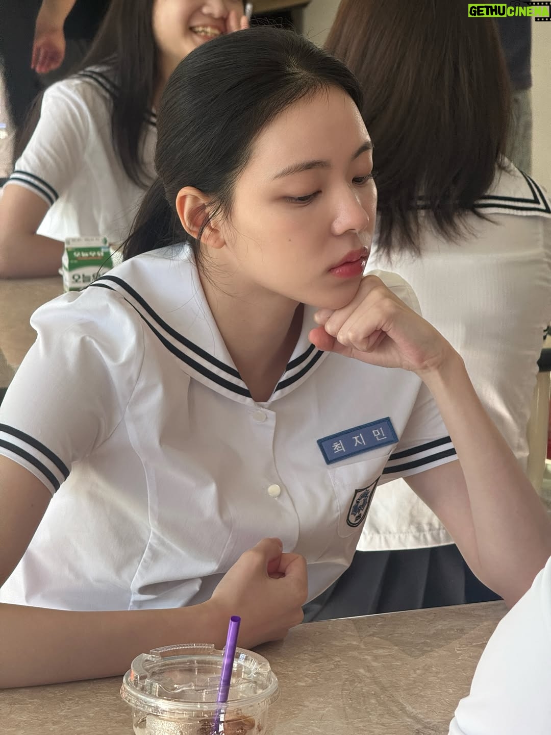 Cho Yu-jung - 37K Likes - 💚오세이사💚