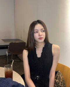 Actress Cho Yu-jung HD Photos and Wallpapers May 2025