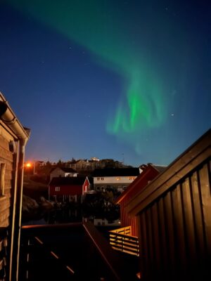 Christine Meltzer Instagram - Oh gosh!
LOFOTEN!
Nämen hur ska jag ens beskriva denna plats på jorden.
Det var då det vackraste!
OM OM OM du nångång i livet har tänkt att åka dit, så gört. Bara gört. Å om du inte har tänkt det så gört du med!
Lofoten JEG ÄLSKER DEG!
❤️🇳🇴❤️
TACK!
