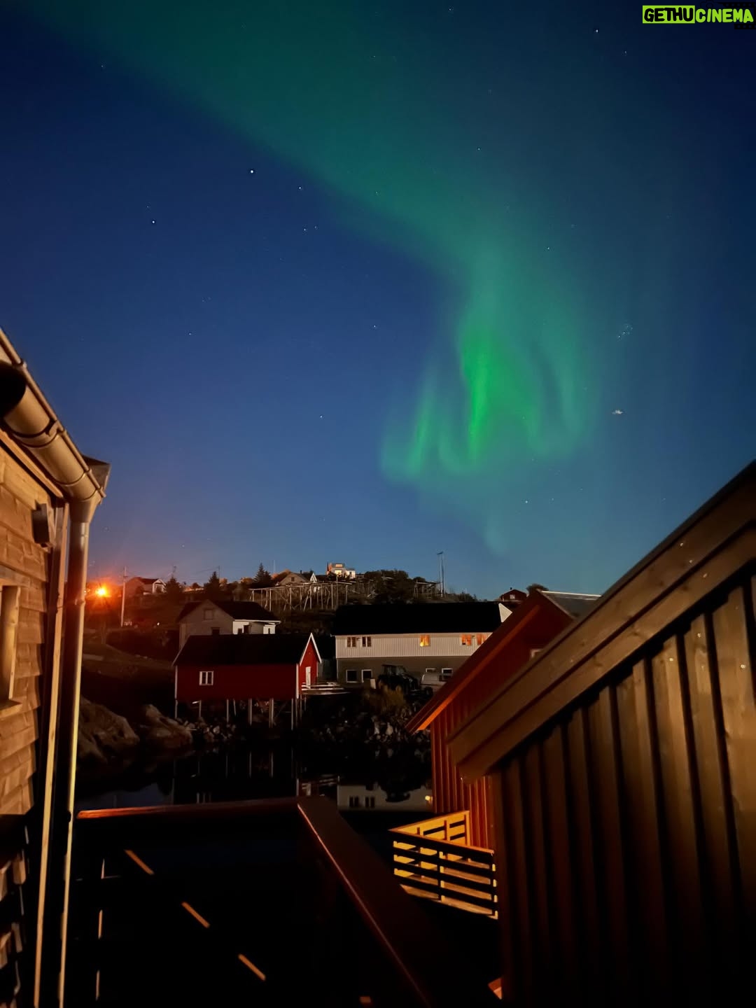 Christine Meltzer - 14.5K Likes - Oh gosh!
LOFOTEN!
Nämen hur ska jag ens beskriva denna plats på jorden.
Det var då det vackraste!
OM OM OM du nångång i livet har tänkt att åka dit, så gört. Bara gört. Å om du inte har tänkt det så gört du med!
Lofoten JEG ÄLSKER DEG!
❤️🇳🇴❤️
TACK!