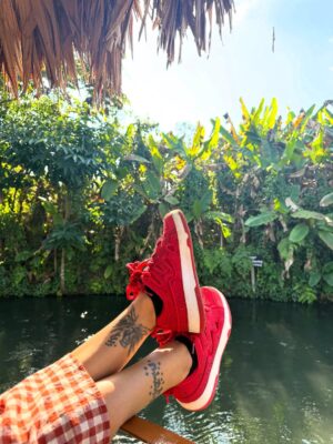 Chum Darang Instagram - Till I found her; sneakers from @hamster_london 👀