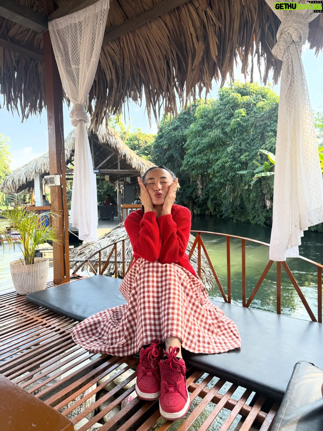 Chum Darang - 86.3K Likes - Till I found her; sneakers from @hamster_london 👀
