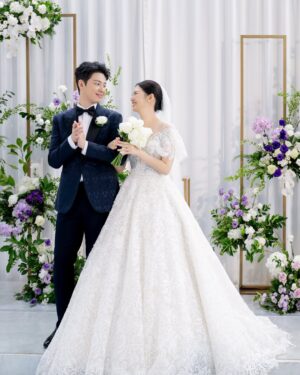 Chung Yoon-hye Instagram - 결혼식 사진을 받았어요 ❤️
축하해주신 많은분들께 감사드리며 행복하게 잘 살겠습니다

🤵🏻 @jambro8686
H/M @moon.cw_ @makeup_u_jini
Dress @houseofamy_official 
Hanbok @hanboklynn 
Video @yourbroad 
Photo @ean_yoo 
Flower @_soffitto