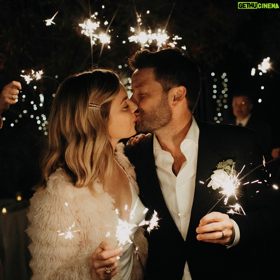 Cindy Busby - 6.9K Likes - 💍 5 💍
