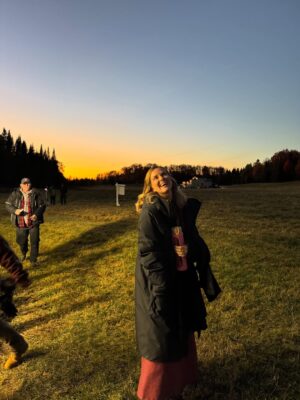 Cindy Busby Instagram - November 2025 filled with so much to be grateful and hopeful for! 💫🙏💖