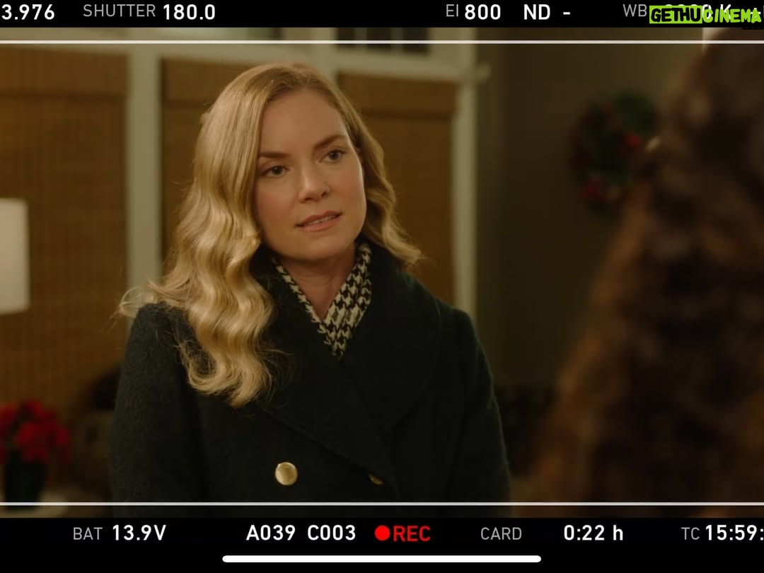 Cindy Busby - 3.2K Likes - “There’s No Place Like Christmas” premieres this November 30th on @greatamericanfamily & @greatamericanpureflix 🎄

Directed by the amazing @lisafrance2067 

Grateful to have partnered up with @sampage again!

Thank you to the super fun, hardworking, and talented crew in Buffalo, NY, throughout the entire production!