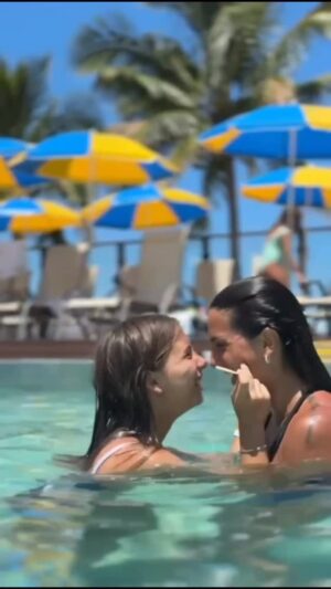 Cinthia Fernández Instagram - La vida no espera nada, o voce vive o se le pasa 💗.
Inolvidable semana y vacaciones en familia 🥹
.
A 2 hs de Baires, todo inlcuido, el paraíso que nada le falta @costaodosantinho
Conocías este lugar?