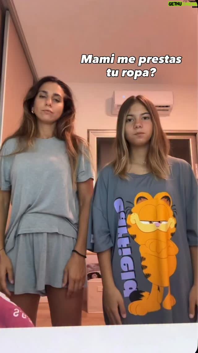 Cinthia Fernández - 31.2K Likes - Alguien más por acá así?????

Me bancan?