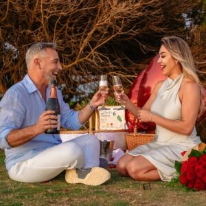 Cintia de Sà Instagram - And she said Yes ! ❤️❤️❤️