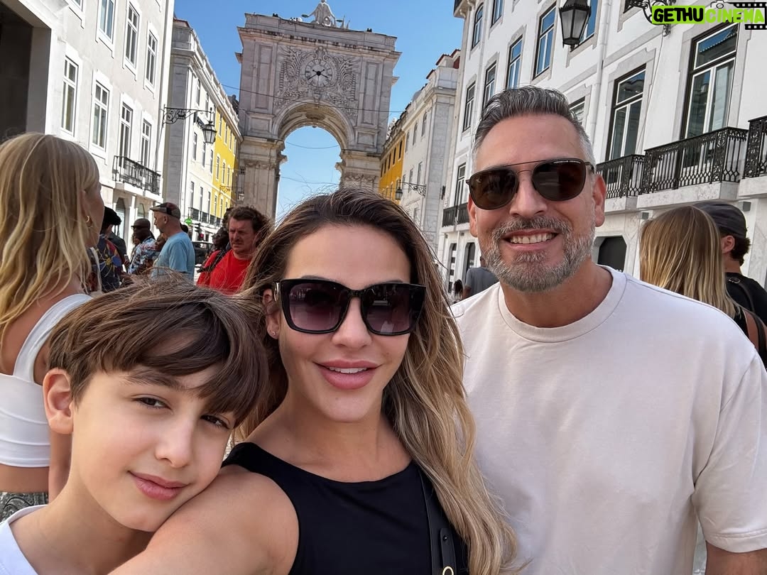 Cintia de Sà - 801 Likes - Portugal en Famille 2025- Part 1 🇵🇹❤️