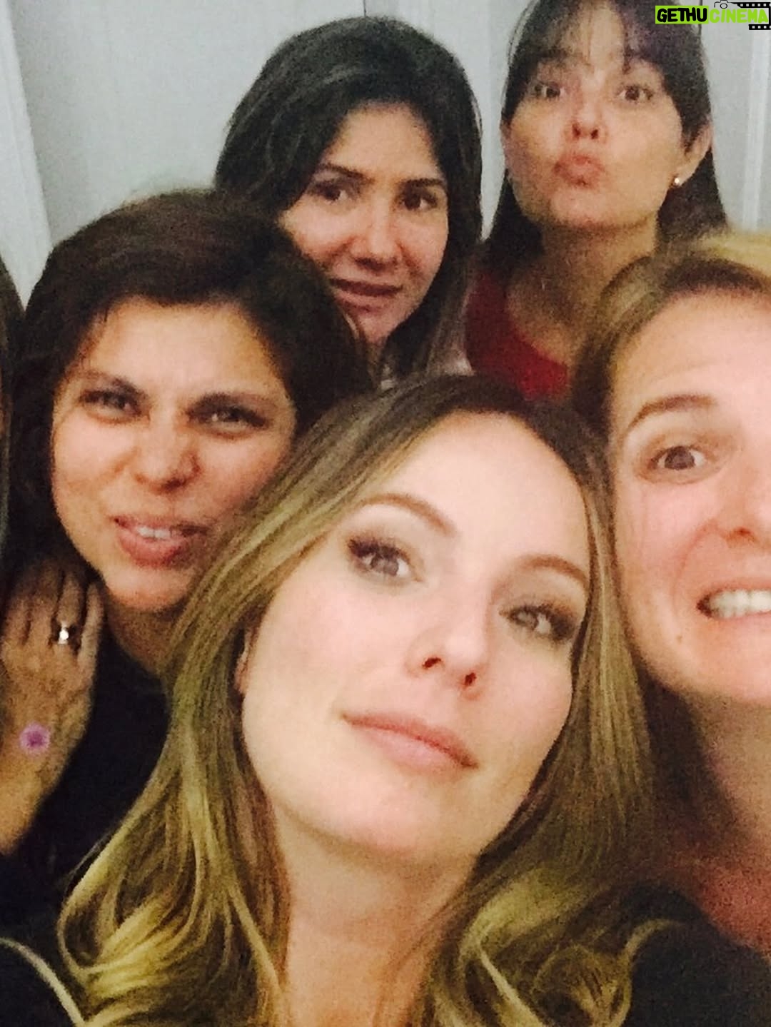 Claudia Bahamón - 16.1K Likes - 2016 ❤️ Año movido y amoroso!!! 

1. Mi amor por las playas y atardeceres de LA
2. La carta de bienvenida de mis hijos luego de mi primera temporada de masterchef. 
3. La felicidad de vernos.
4. Plan de cascada con mi papá! Su felicidad es todo para mi. 
5. Luca por primera vez bajo el mar. La felicidad era mía. 
6. Una visita a @ojocritico en @cnnee en LA
7. Grabando Junior Masterchef. 
8. El parche @espinosajuanpa y @andresoyuela en #SugarfishbyNosawa
9. Grabando #vestidoDeNovia para @discoveryhh con @jgiraldoreporta y la novia @laura_tobon 
10. La familia elegida en LA @anaflores_me @verocastagno @lmpscarpellini @nathaliagaviria @gloriacarmonag @atalanazarrett 
11. Las carcajadas nunca faltarán! @luca_brandb @mateobahamon @anamariavallejot @samuelbrandb 
12. @catalinamaya de mi alma ❤️
13. Una noche fantástica en holbox @paolaturbay @laazcarateoficial 
14. Portada de Maxim 
15. Aquí comenzó todo @vanelopemkp @oscartsanchez #MC 
16. Mis reinas @marijara @melissamorenof @anitajau @marcelitatovar @nataliapujana @monicacharryd @salmondesing 
17. Cumpliendo mi propósito de vida con @wwf_colombia 
18. Mis amores eternos. 
19. Masterchef @leococinero 
20. Diciembre de compartir y sensibilizar an mis hijos con la ayuda comunitaria.
